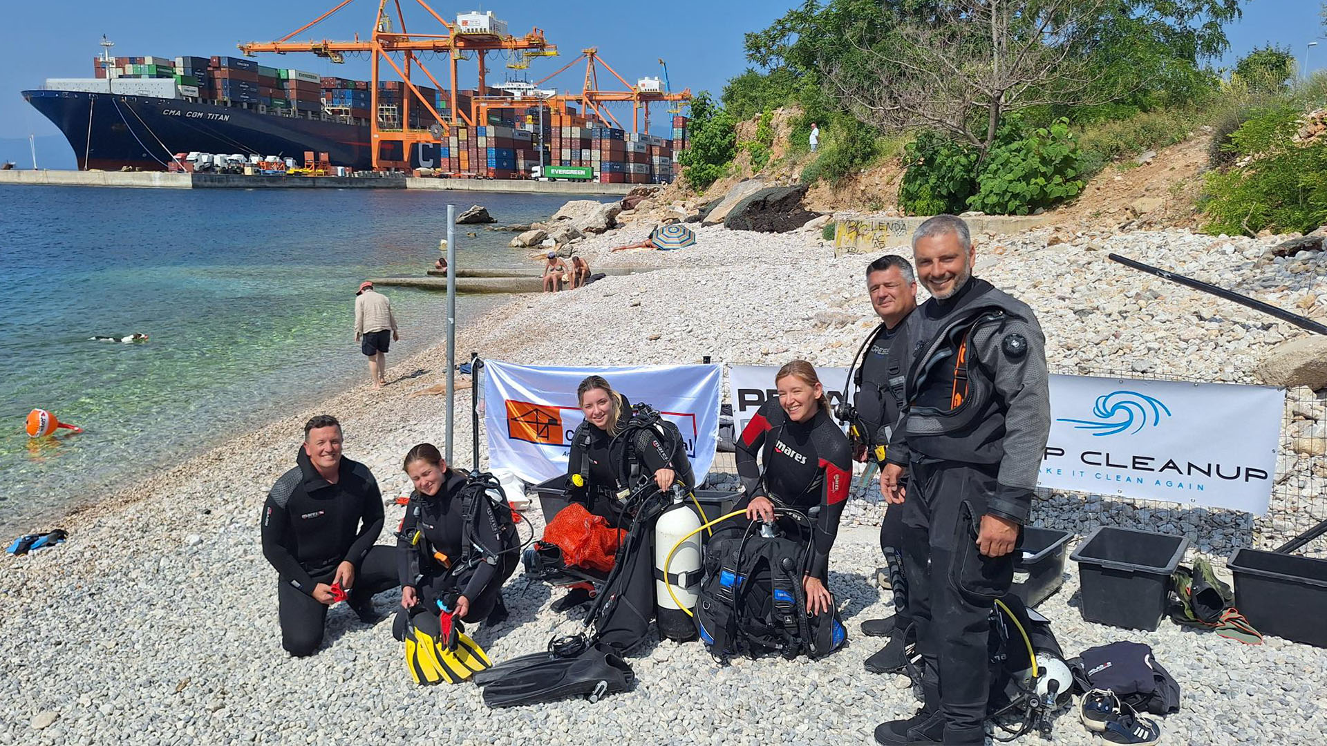 AGCT employees in diving gear
