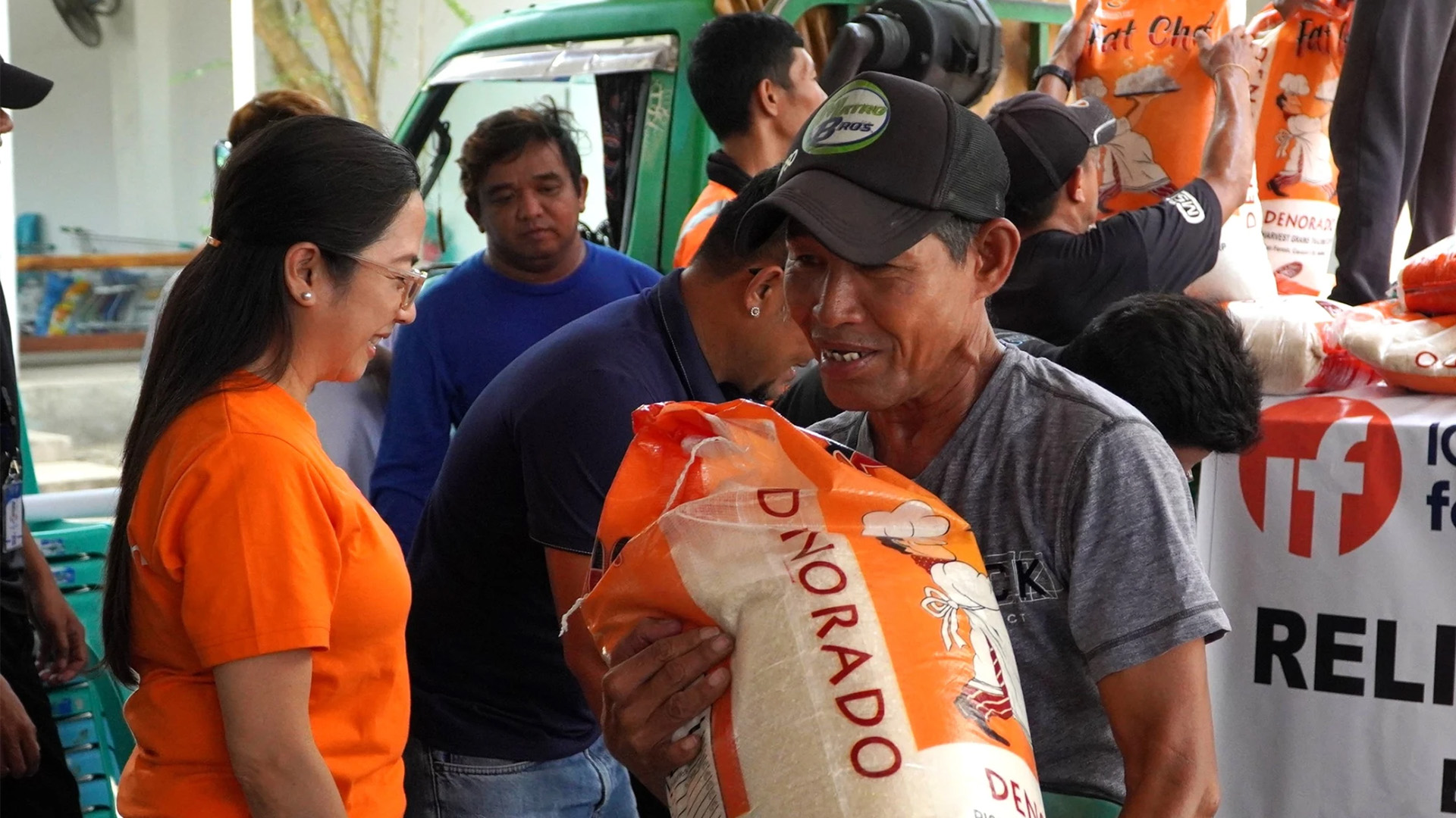 ICTSI Foundation relief operation in Cavite