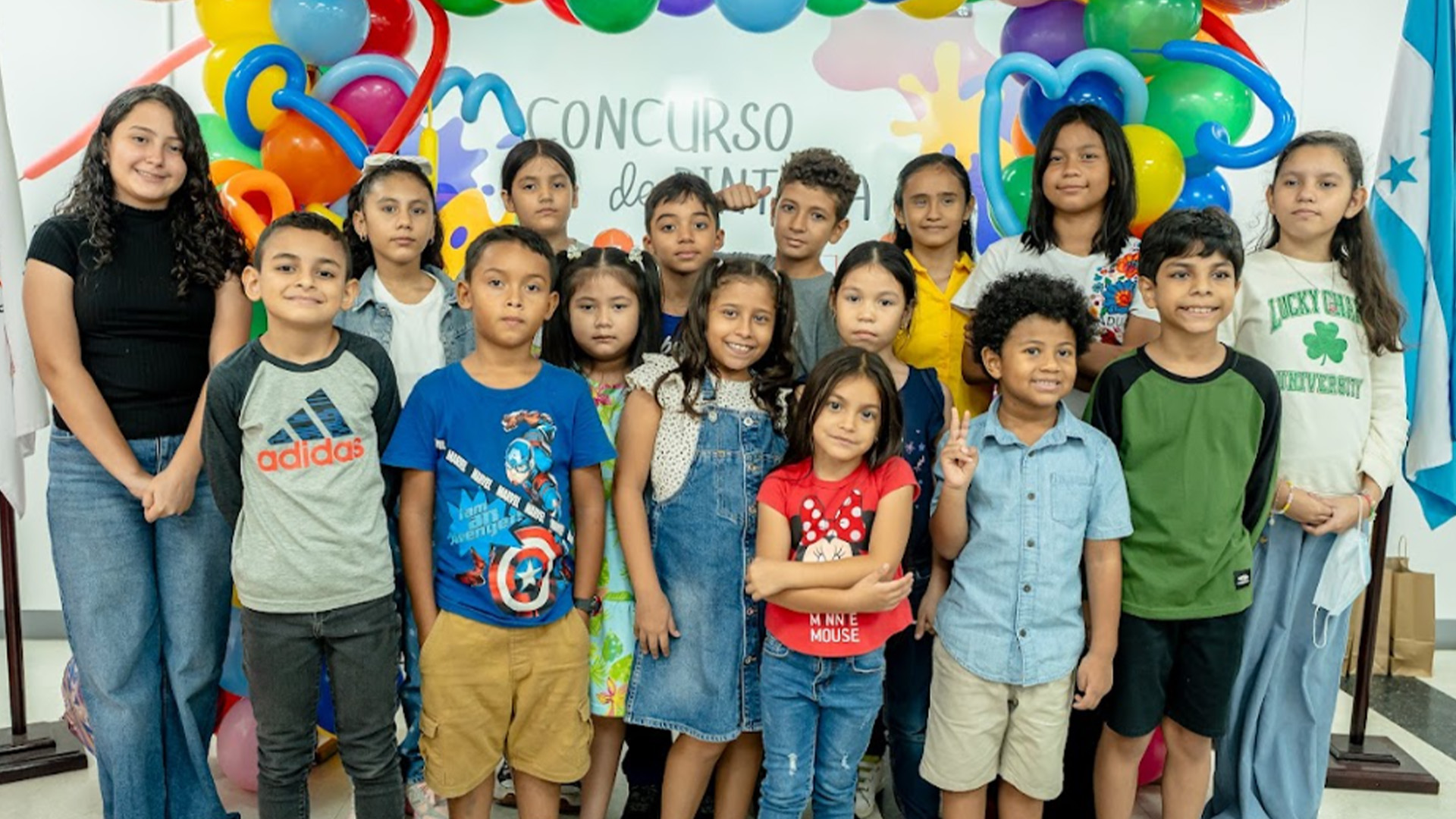 art contest participants