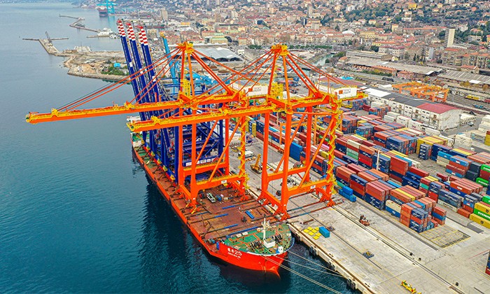 Adriatic Gate Container Terminal raises Rijeka Port efficiency with new quay cranes_thumb