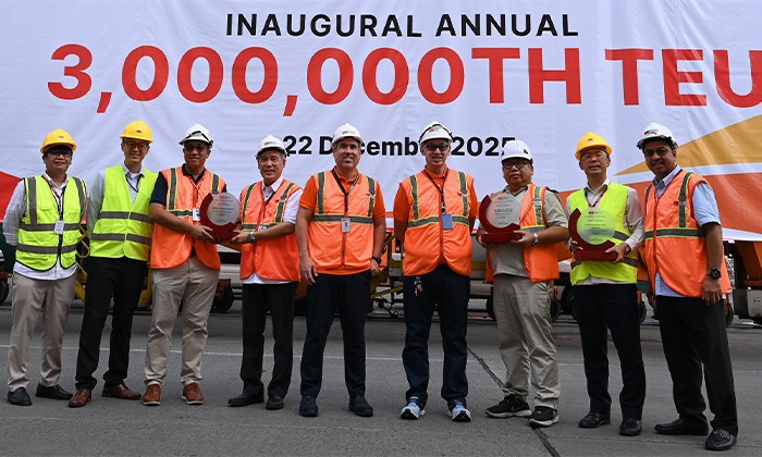 ICTSI Manila flagship terminal achieves 3M TEUs_thumb