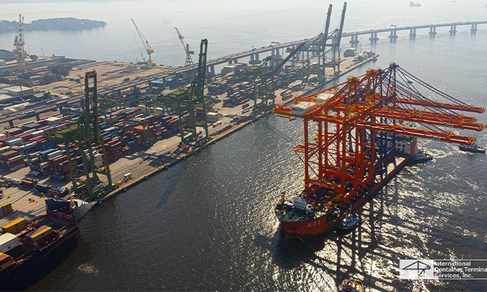 Rio Brasil Terminal improves vessel handling capability with new quay cranes_thumb